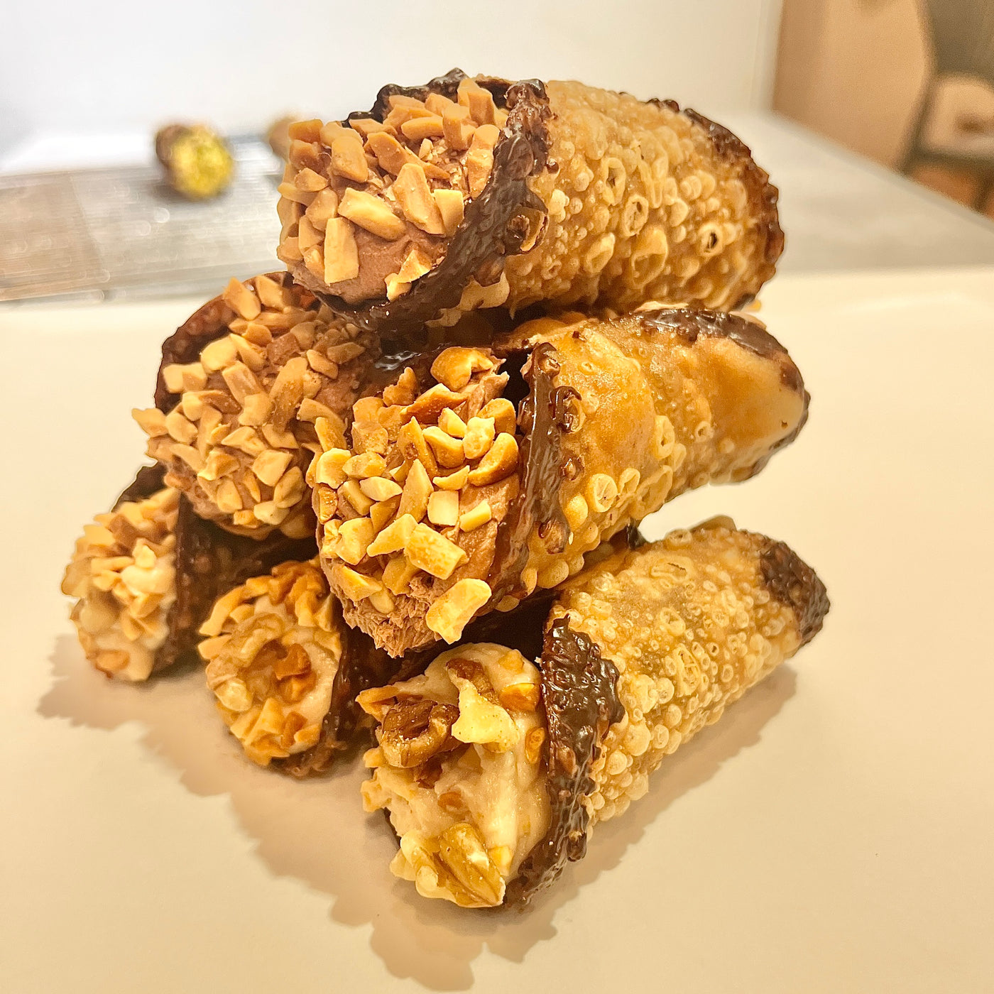 Cannoli - 6 Peanut Butter with nuts